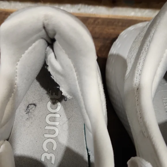 Adidas Shoe - Picture 6 of 8